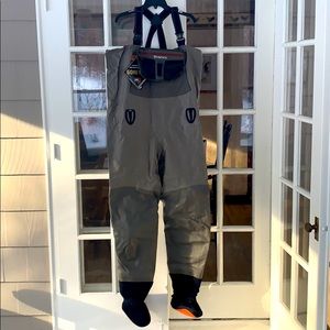 NWT Simms Guide 3 Women’s Waders, Size XL